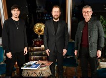 ÜNLÜ ŞEF ÖMÜR AKKOR “NASIL OLUNUR” SÖYLEŞİ PROGRAMININ KONUĞU OLDU ÜNLÜ ŞEF ÖMÜR AKKOR “NASIL OLUNUR” SÖYLEŞİ PROGRAMININ KONUĞU OLDU