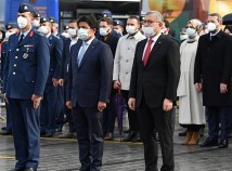 18 MART ŞEHİTLERİMİZ ŞEMSİPAŞA MEYDANI'NDA YAPILAN RESMİ TÖRENLE ANILDI 18 MART ŞEHİTLERİMİZ ŞEMSİPAŞA MEYDANI'NDA YAPILAN RESMİ TÖRENLE ANILDI
