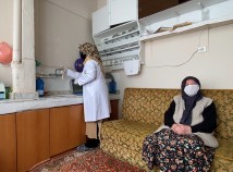 EV TEMİZLİĞİ HİZMETİ İLE ÜSKÜDARLI KİMSESİZ YAŞLILARIMIZA DESTEK OLUYORUZ EV TEMİZLİĞİ HİZMETİ İLE ÜSKÜDARLI KİMSESİZ YAŞLILARIMIZA DESTEK OLUYORUZ