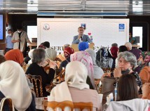 ÜSMEK KURSİYERLERİ SERTİFİKARINI ALDI ÜSMEK KURSİYERLERİ SERTİFİKARINI ALDI