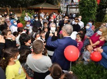İMRAHOR BOSTANI'NDA BEŞ ÇAYI BULUŞMASI İMRAHOR BOSTANI'NDA BEŞ ÇAYI BULUŞMASI