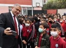 BAĞLARBAŞI İLKOLULU'NDA BAYRAK TÖRENİ BAĞLARBAŞI İLKOLULU'NDA BAYRAK TÖRENİ