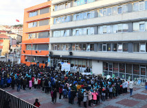 KISIKLI ŞEHİT HÜSEYİN DALGILIÇ ORTAOKULU BAHÇESİNİ GENİŞLETEREK YENİ ALANLAR KAZANDIRDIK KISIKLI ŞEHİT HÜSEYİN DALGILIÇ ORTAOKULU BAHÇESİNİ GENİŞLETEREK YENİ ALANLAR KAZANDIRDIK