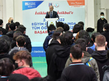BAĞLARBAŞI PAZARLAMA VE PERAKENDE MESLEKİ VE TEKNİK ANADOLU LİSESİ'NDE BAYRAK TÖRENİ BAĞLARBAŞI PAZARLAMA VE PERAKENDE MESLEKİ VE TEKNİK ANADOLU LİSESİ'NDE BAYRAK TÖRENİ