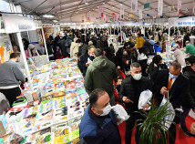 450 YAZARIN OKURLARLA BULUŞACAĞI 7. ÜSKÜDAR KİTAP FUARI'NA BÜYÜK İLGİ 450 YAZARIN OKURLARLA BULUŞACAĞI 7. ÜSKÜDAR KİTAP FUARI'NA BÜYÜK İLGİ